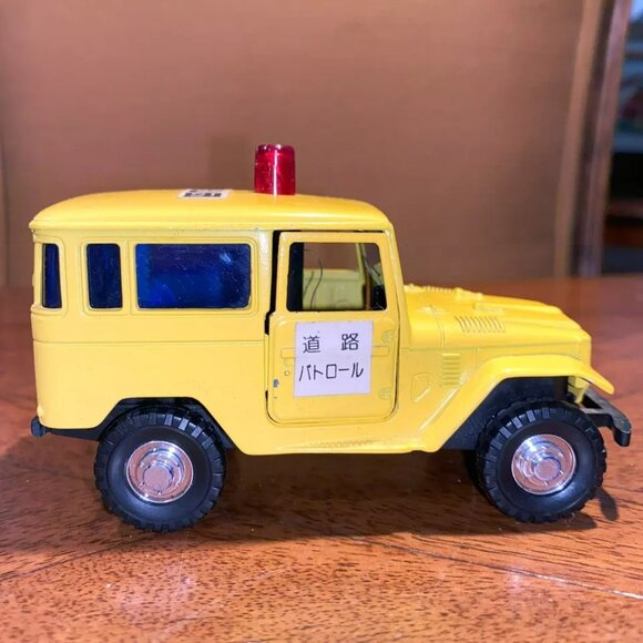 Vintage Japanese Ranger Model Truck 1/24 Scale - Picture 5 of 8